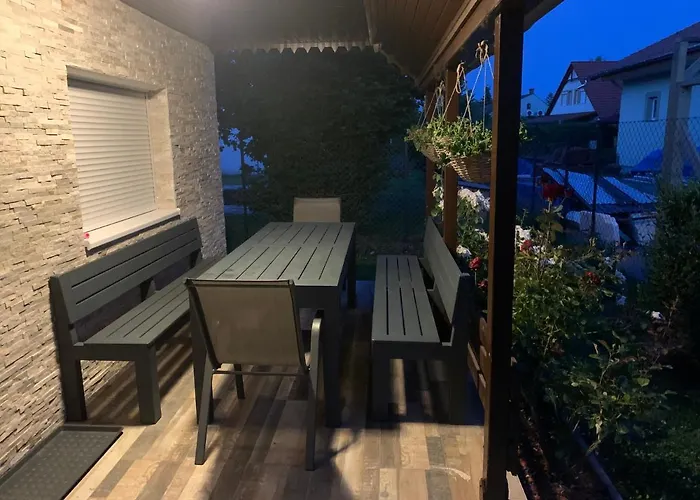 度假居 Nyaralo Balatonmáriafürdő